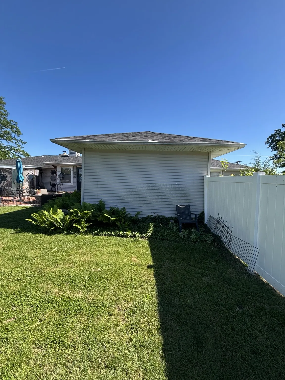 Side-yard elevation before replacement