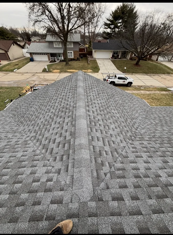 Completed architectural shingle roof detail